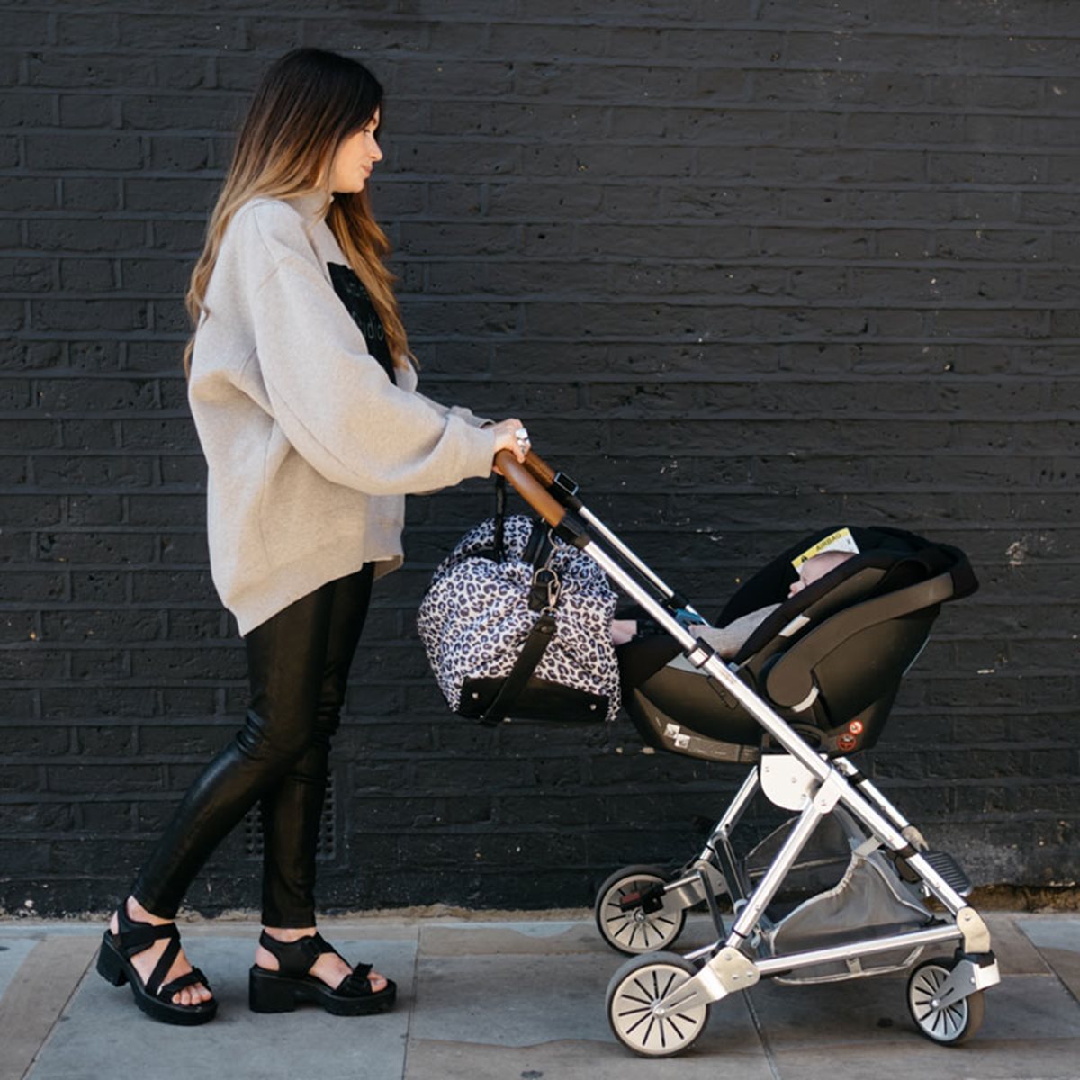 tiba and marl pram clips