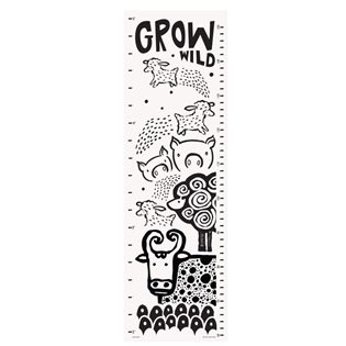 Canvas Growth Chart - Farm Yard