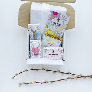 Pamper Kit - Gift Box