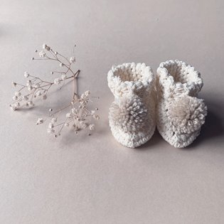 Organic Cotton Pom Pom Booties  - Cream